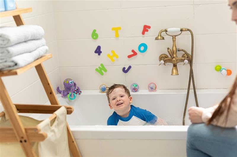 nuby-lettere-e-numeri-in-schiuma-per-il-bagno-36-pezzi-multicolori-aderenti-alle image 8