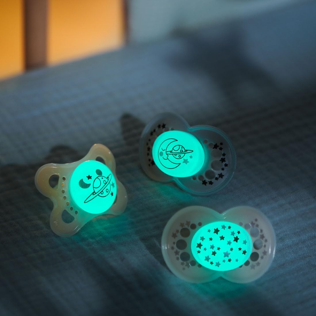 mam-original-night-ciuccio-set-da-2-silicone-skinsoft-luminoso-al-buio-con-scato image 5