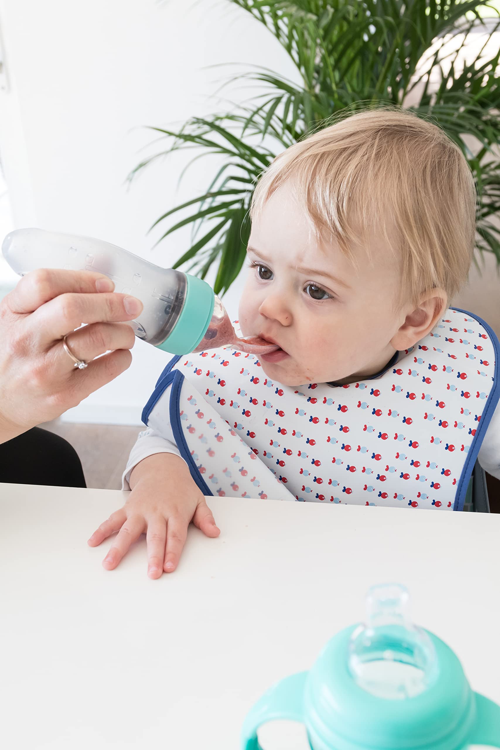 nuby-squeeze-feeder-dispenser-pappe-con-cucchiaino-senza-bpa-da-4-mesi-con-cappu image 8