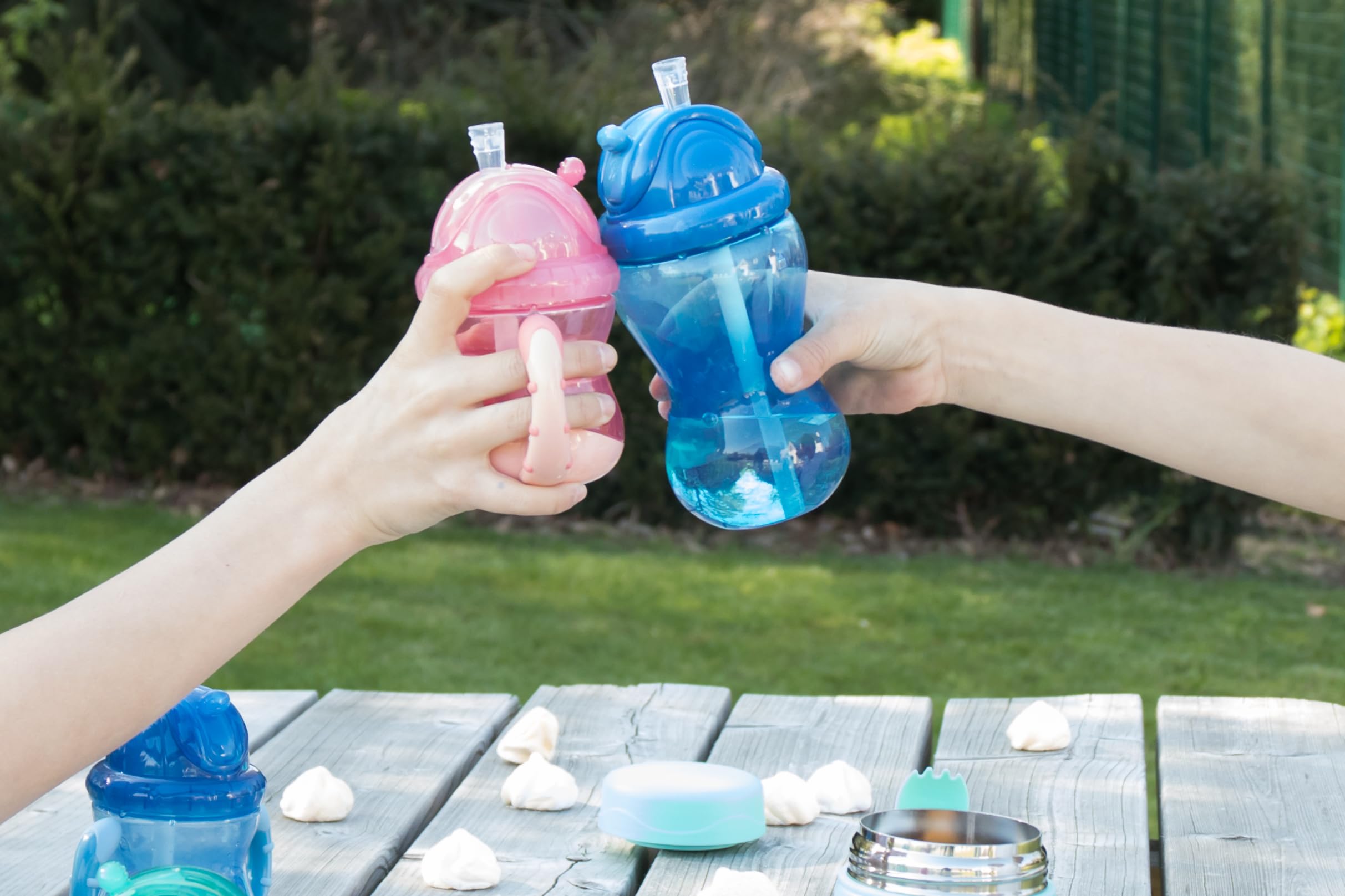 nuby-flip-it-tazza-con-cannuccia-antigoccia-in-silicone-con-manici-e-chiusura-cl image 5
