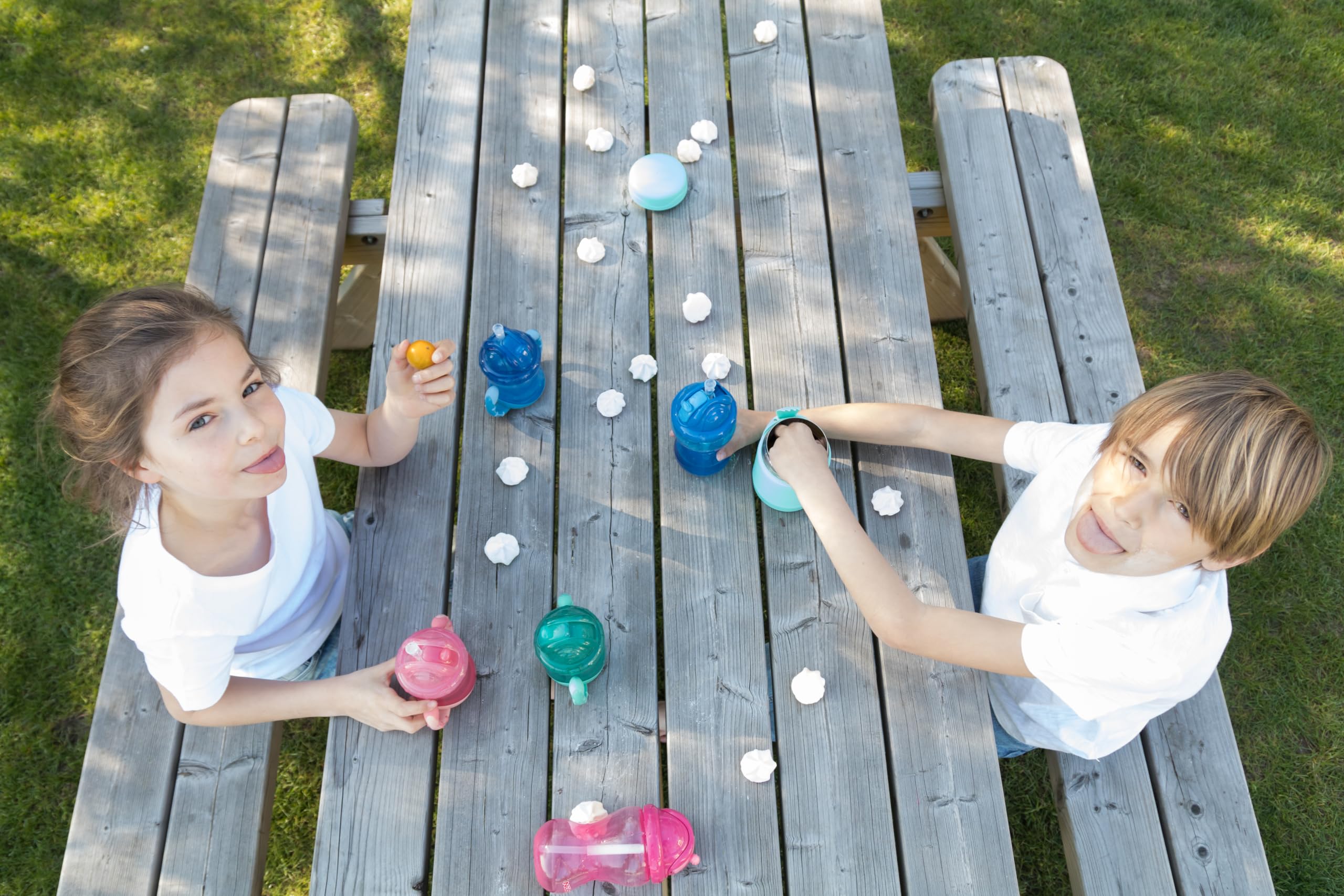 nuby-flip-it-tazza-con-cannuccia-antigoccia-in-silicone-con-manici-e-chiusura-cl image 3